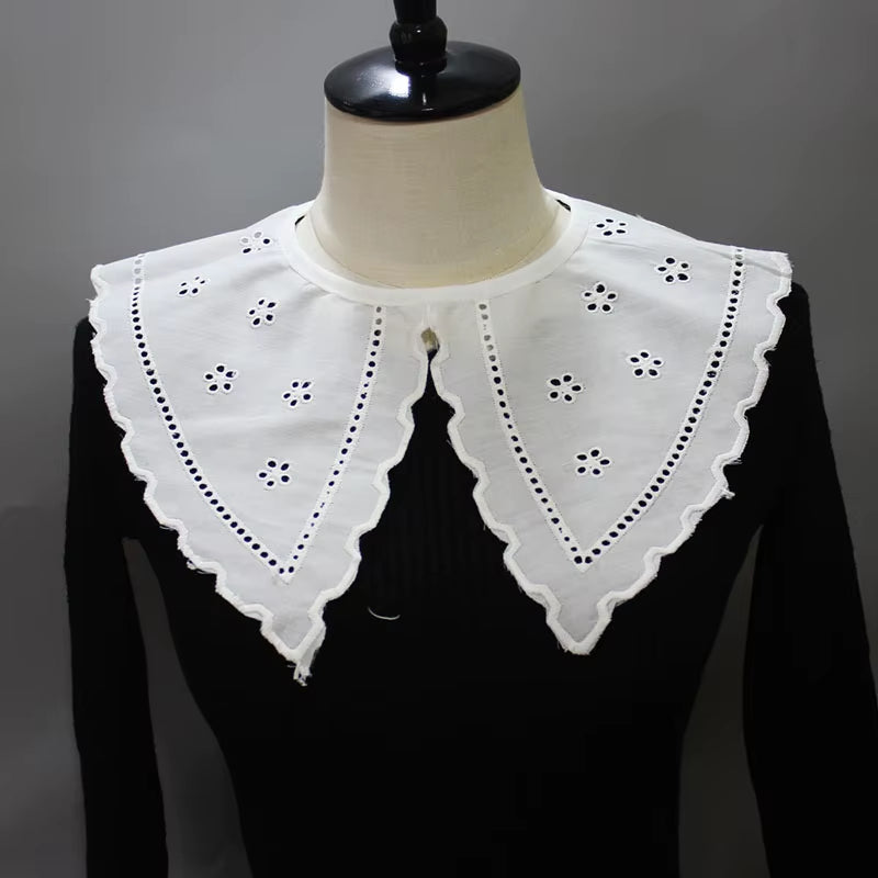 Hollow Fake Collar Embroidered Flowers Fake Collar Cotton White Shawl Doll False Collar Decorative Shirt Collar Detachable Shawl