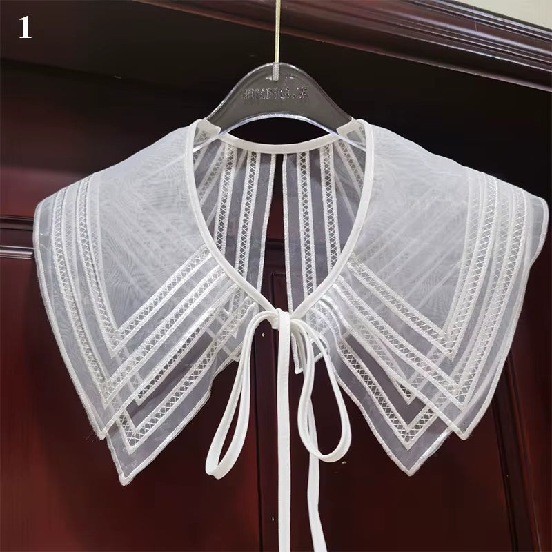 Hollow Fake Collar Embroidered Flowers Fake Collar Cotton White Shawl Doll False Collar Decorative Shirt Collar Detachable Shawl